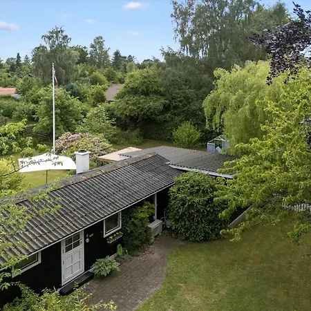 Fj1200-jaegerspris-planetvej-8 بيت للعطل *